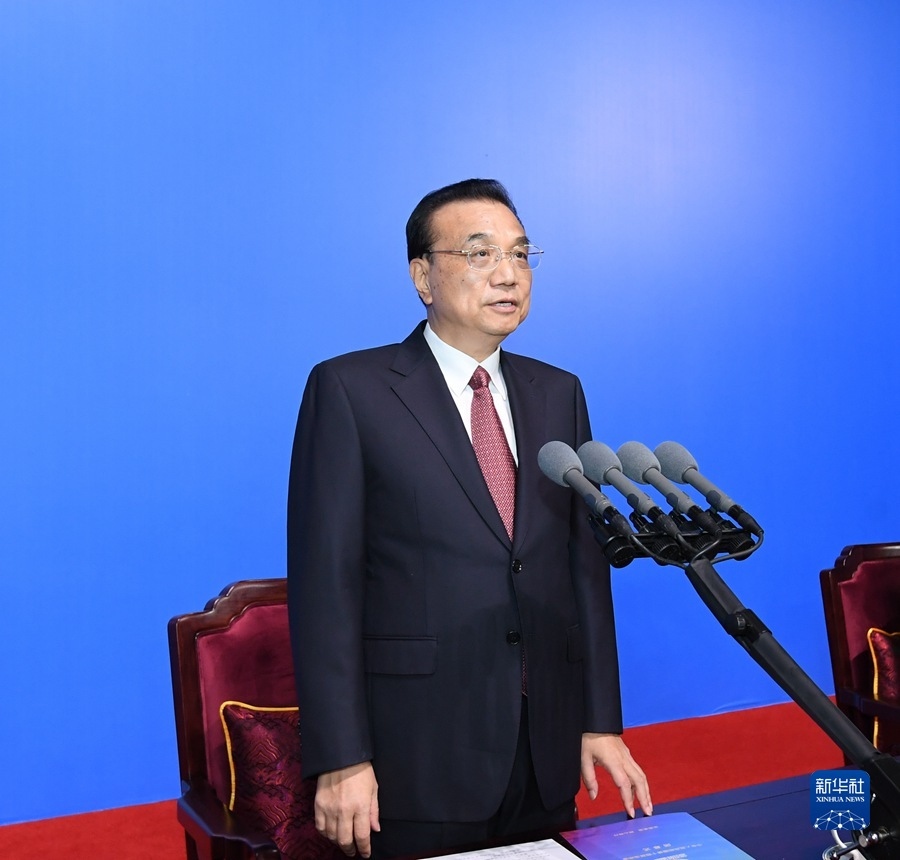 9月27日晚，中華人民共和國第十四屆運(yùn)動(dòng)會在陜西西安閉幕。中共中央政治局常委、國務(wù)院總理李克強(qiáng)出席閉幕式并宣布運(yùn)動(dòng)會閉幕。新華社記者 申宏 攝