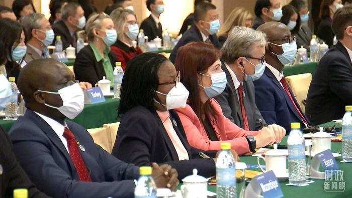 △紀(jì)念會議分會場的與會嘉賓。(總臺央視記者楊立峰拍攝)