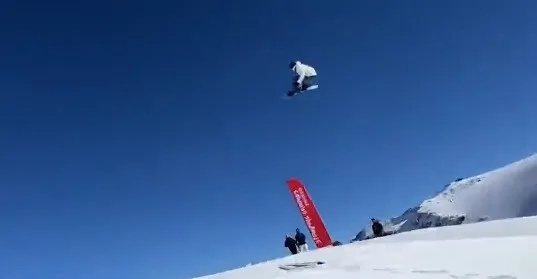 圖片來源：新體育網(wǎng)視頻截圖。