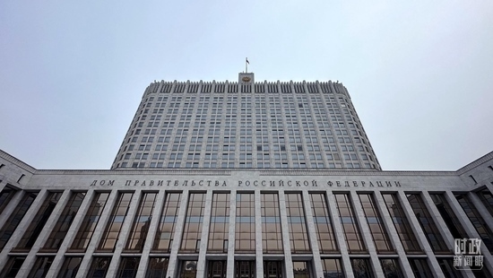 △俄羅斯聯(lián)邦政府大廈。（總臺央視記者范一鳴拍攝）