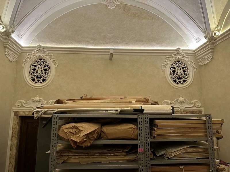 美第奇洛倫佐圖書館保存古籍。中藝國際供圖