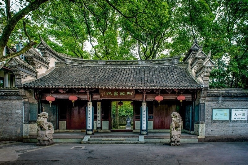 天一閣正門。 天一閣博物院供圖