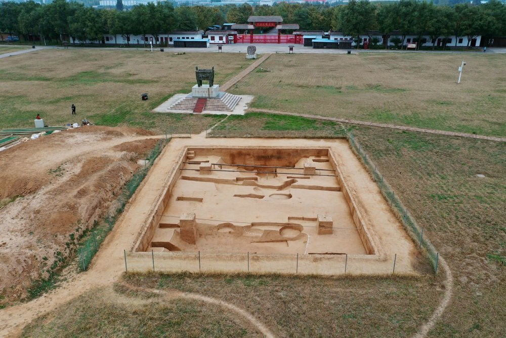 2022年河南安陽市殷墟商王陵區(qū)第三地點(diǎn)發(fā)掘現(xiàn)場（資料照片）。新華社發(fā)