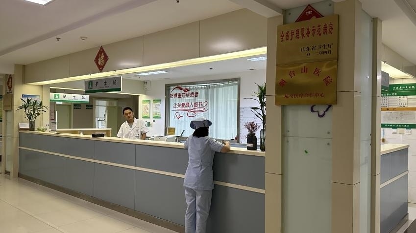 平原縣第一人民醫(yī)院住院部脊柱關(guān)節(jié)外科、手足外科病區(qū)。人民網(wǎng) 喬姝攝