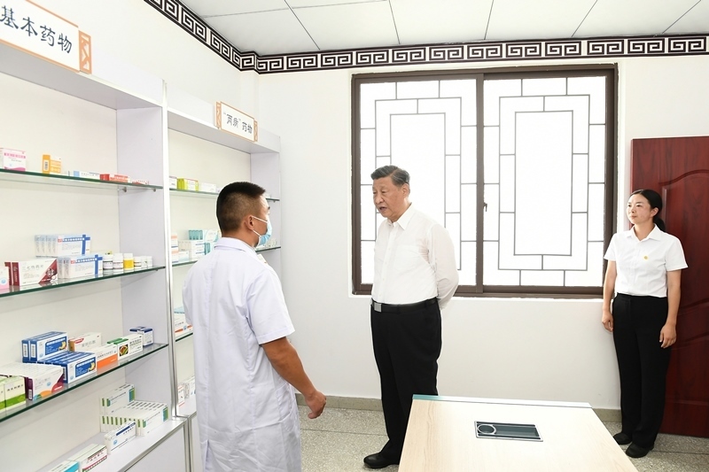 2022年6月8日，習(xí)近平總書記在四川眉山東坡區(qū)太和鎮(zhèn)永豐村考察。