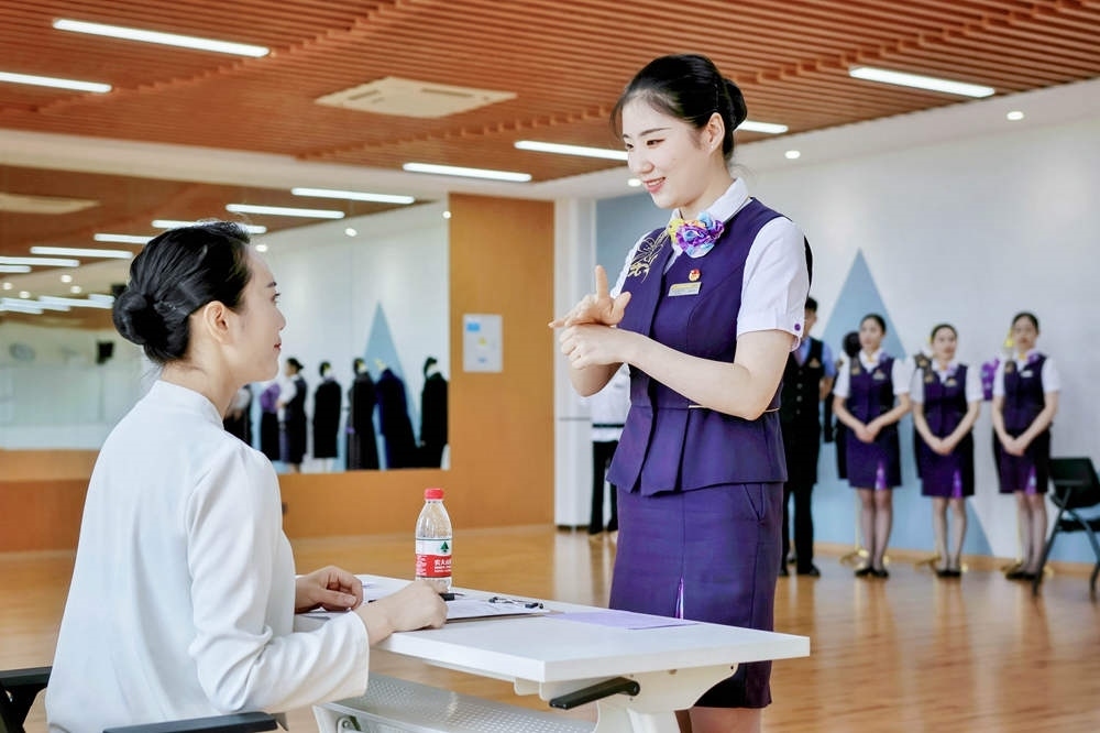 手語培訓(xùn)與考核。