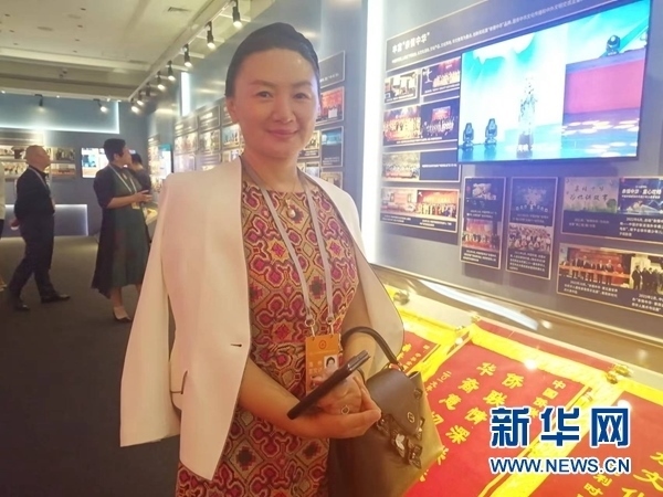 英國(guó)川商聯(lián)合總會(huì)會(huì)長(zhǎng)宋汶栗。新華網(wǎng)記者 侯強(qiáng) 攝