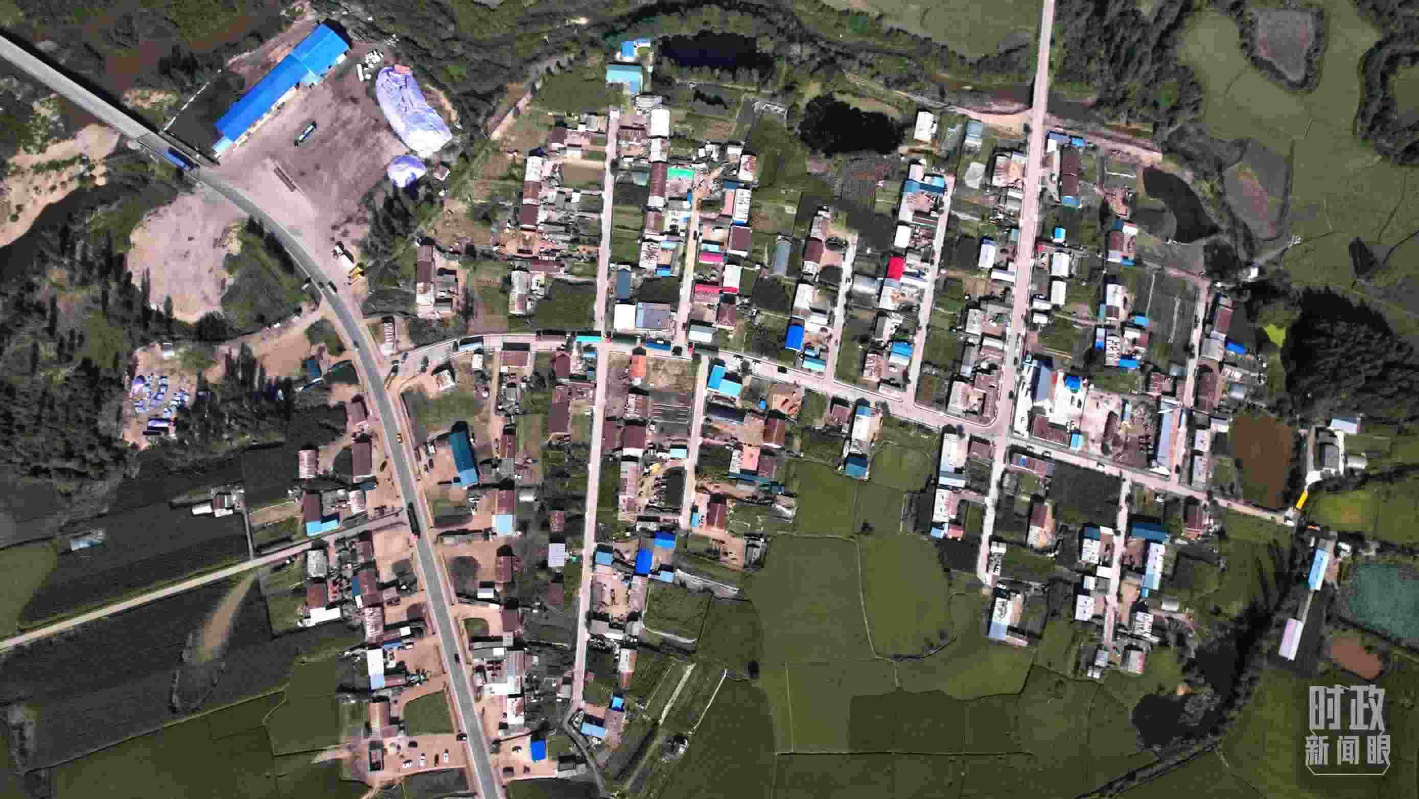 △9月7日，龍王廟村航拍。（總臺(tái)國(guó)廣記者李晉拍攝）