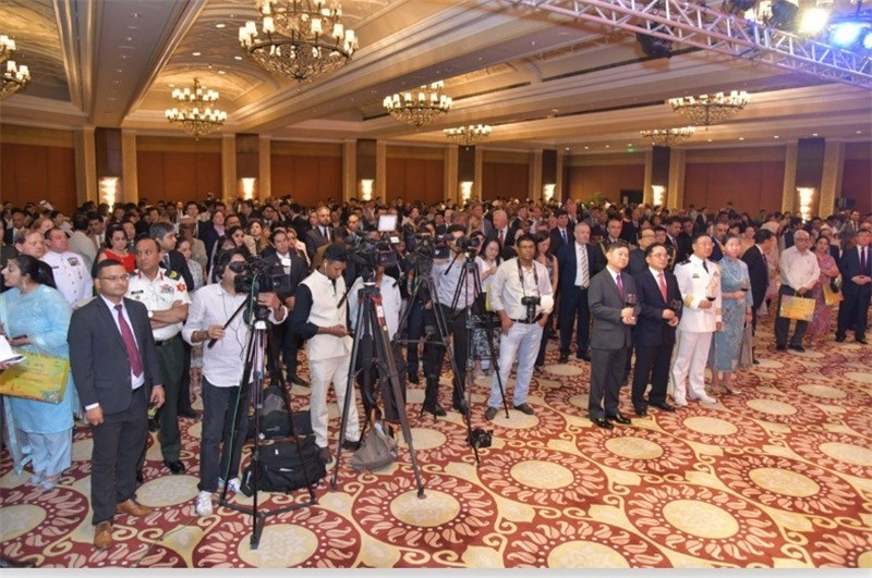 印度各界人士，各國(guó)駐印使節(jié)及外交官，中資企業(yè)、留學(xué)生和華僑華人等700余人出席招待會(huì)活動(dòng)現(xiàn)場(chǎng)。中國(guó)駐印度大使館供圖