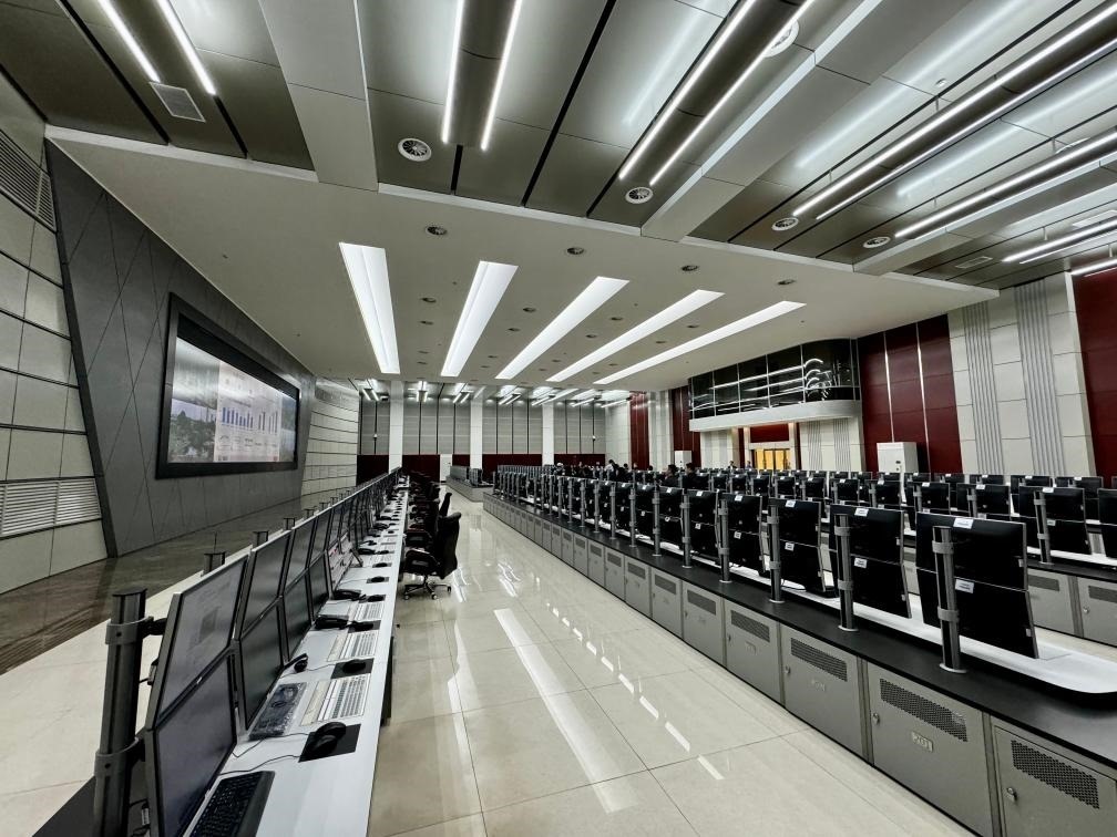近日拍攝的公司管控中心。新華社記者 胡晨歡 攝