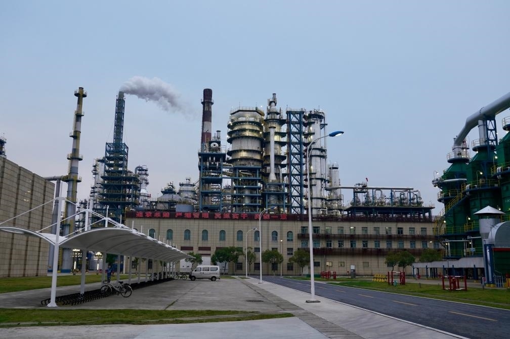 近日拍攝的公司煉油廠。新華社記者 胡晨歡 攝