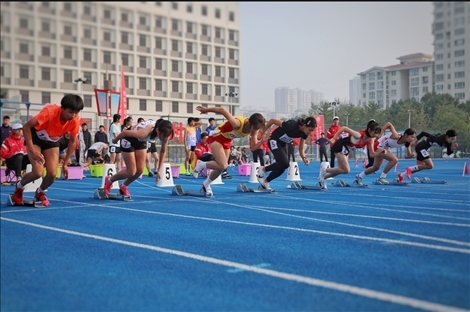 第59屆北京市中學(xué)生田徑運(yùn)動會暨北京學(xué)生金奧運(yùn)動隊田徑運(yùn)動會。北京市教委供圖