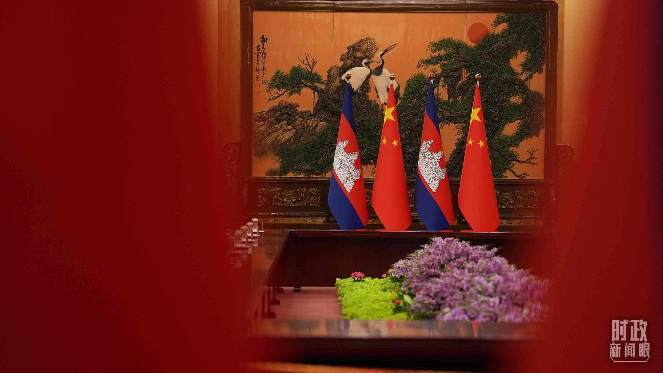 △人民大會堂，中柬兩國領(lǐng)導人會見現(xiàn)場。（總臺國廣記者李晉拍攝）