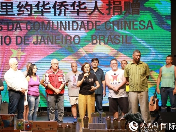 捐贈活動中方發(fā)起人之一的孫特英女士在捐贈活動中致辭。人民網(wǎng)記者 陳海琪攝