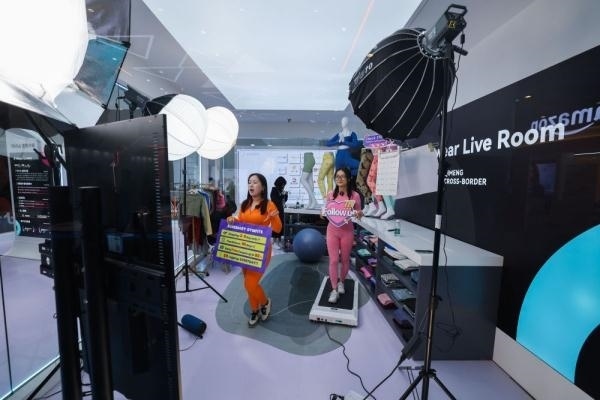 “活在自我設計的經濟模型中”——起底美西方“預期綁架”套路