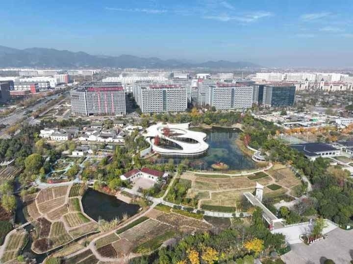 有機更新后的義烏城西街道橫塘村俯瞰圖。義烏城西街道供圖