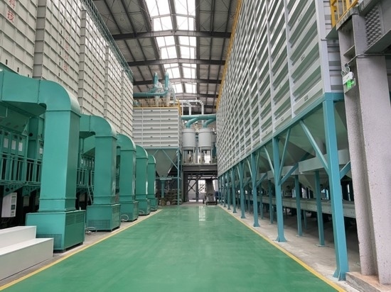 長(zhǎng)康集團(tuán)全自動(dòng)化的車間。劉俊慧攝