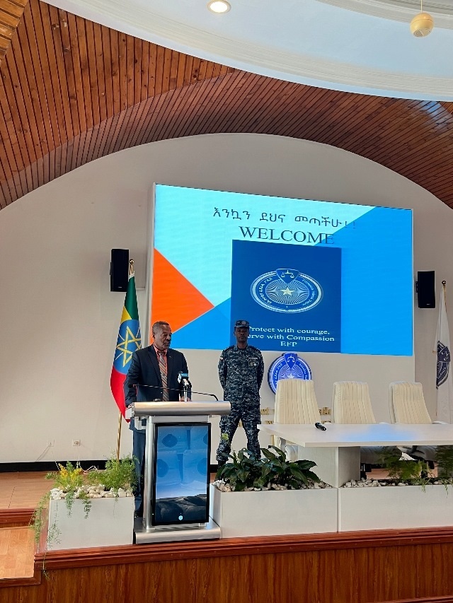 圖為埃塞警察大學(xué)校長(zhǎng)梅斯芬·阿貝貝致辭。亞的斯亞貝巴大學(xué)孔子學(xué)院供圖