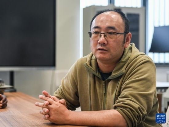 2月15日，在亞的斯亞貝巴的埃塞俄比亞聯(lián)邦職業(yè)技術(shù)培訓(xùn)學(xué)院，魯班工坊中方負(fù)責(zé)人江絳接受新華社采訪。