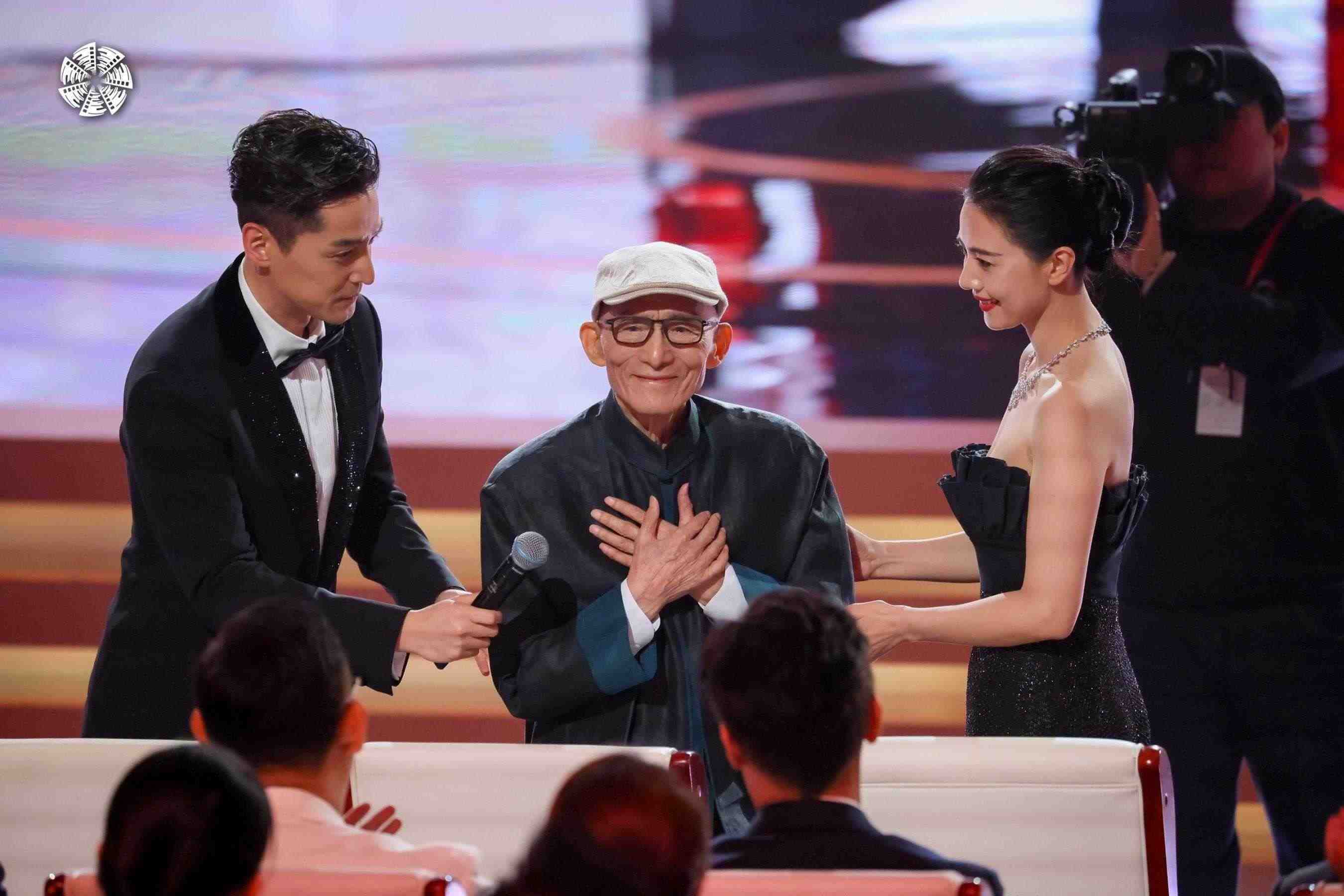 從左到右依次為演員胡歌，演員游本昌，演員高圓圓。主辦方供圖