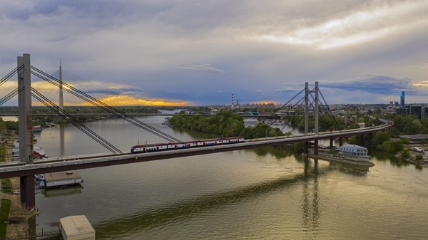 匈塞鐵路塞爾維亞境內(nèi)。中國鐵路國際有限公司供圖