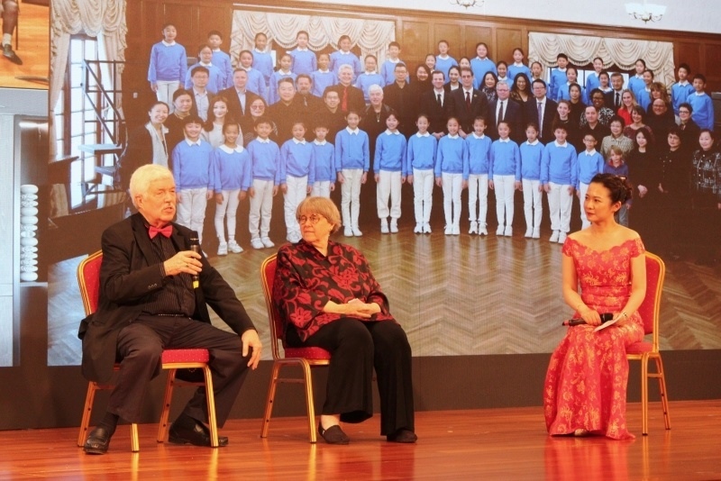 3、費城交響樂團小提琴手戴維·布斯講述自己與中國50多年的友好故事。 伊莎貝爾·羅德里格斯攝