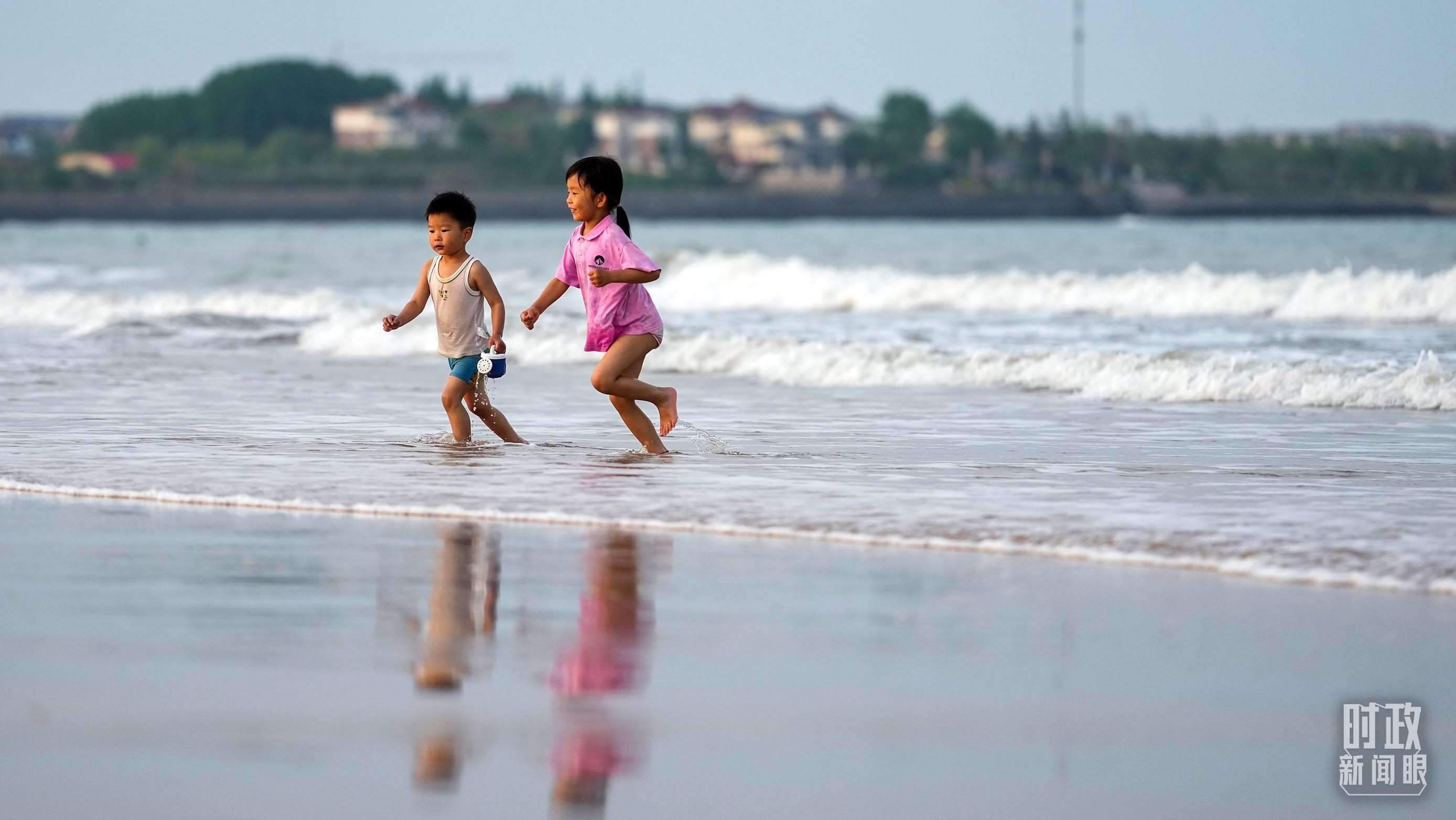 山東日照陽光海岸。（總臺國廣記者李晉拍攝）