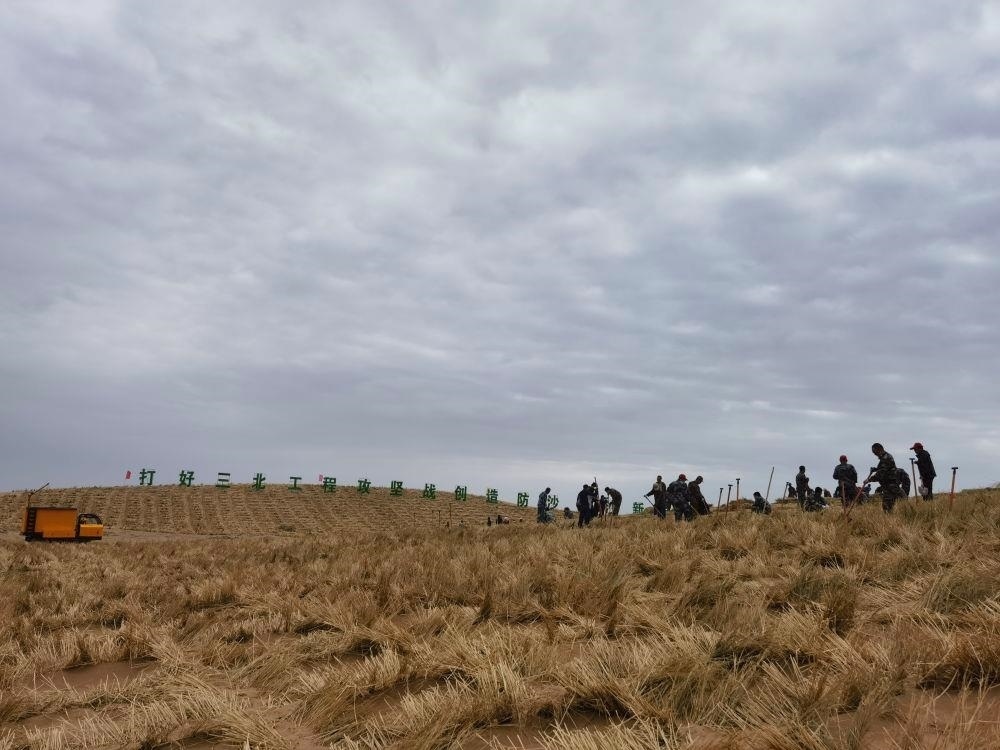 △2023年9月23日，河西走廊—塔克拉瑪干沙漠邊緣阻擊戰(zhàn)在甘肅武威市民勤縣正式啟動。