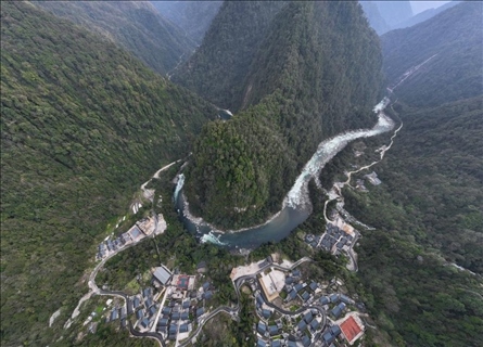 2023年3月10日，云南獨(dú)龍江航拍