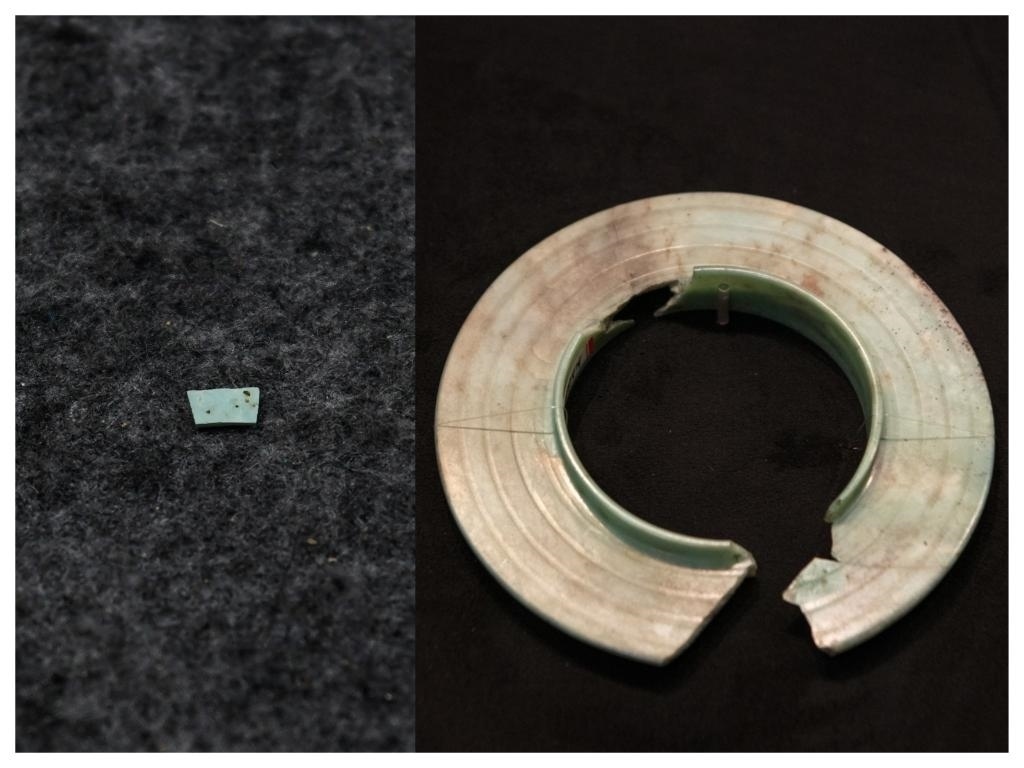 拼版照片：左圖為2024年7月10日拍攝的三星堆遺址出土的綠松石片（新華社記者王曦 攝），右圖為2024年7月21日在三星堆博物館文物保護(hù)與修復(fù)館拍攝的有領(lǐng)玉璧（新華社記者唐文豪 攝）。