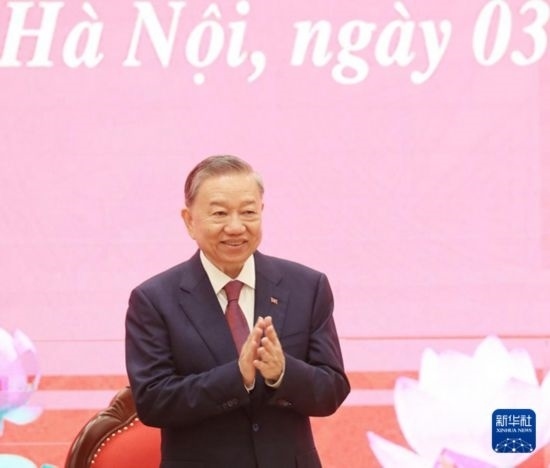 8月3日，在越南河內(nèi)，蘇林出席新聞發(fā)布會(huì)。新華社/越通社