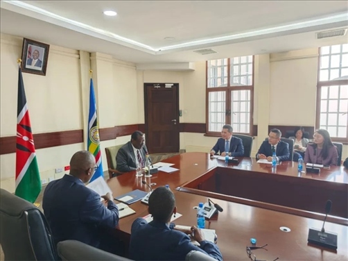 （座談會現(xiàn)場。駐肯使館供圖）