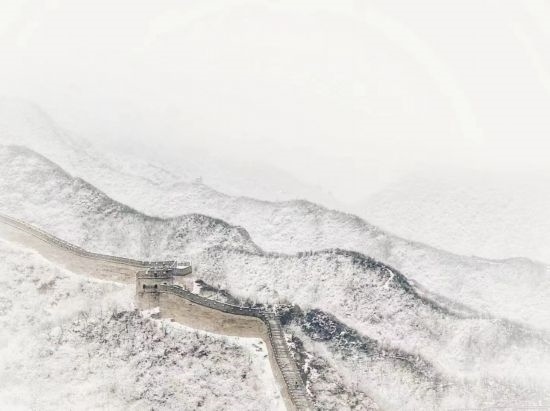 朱銳拍攝的長城雪景。（受訪者供圖）