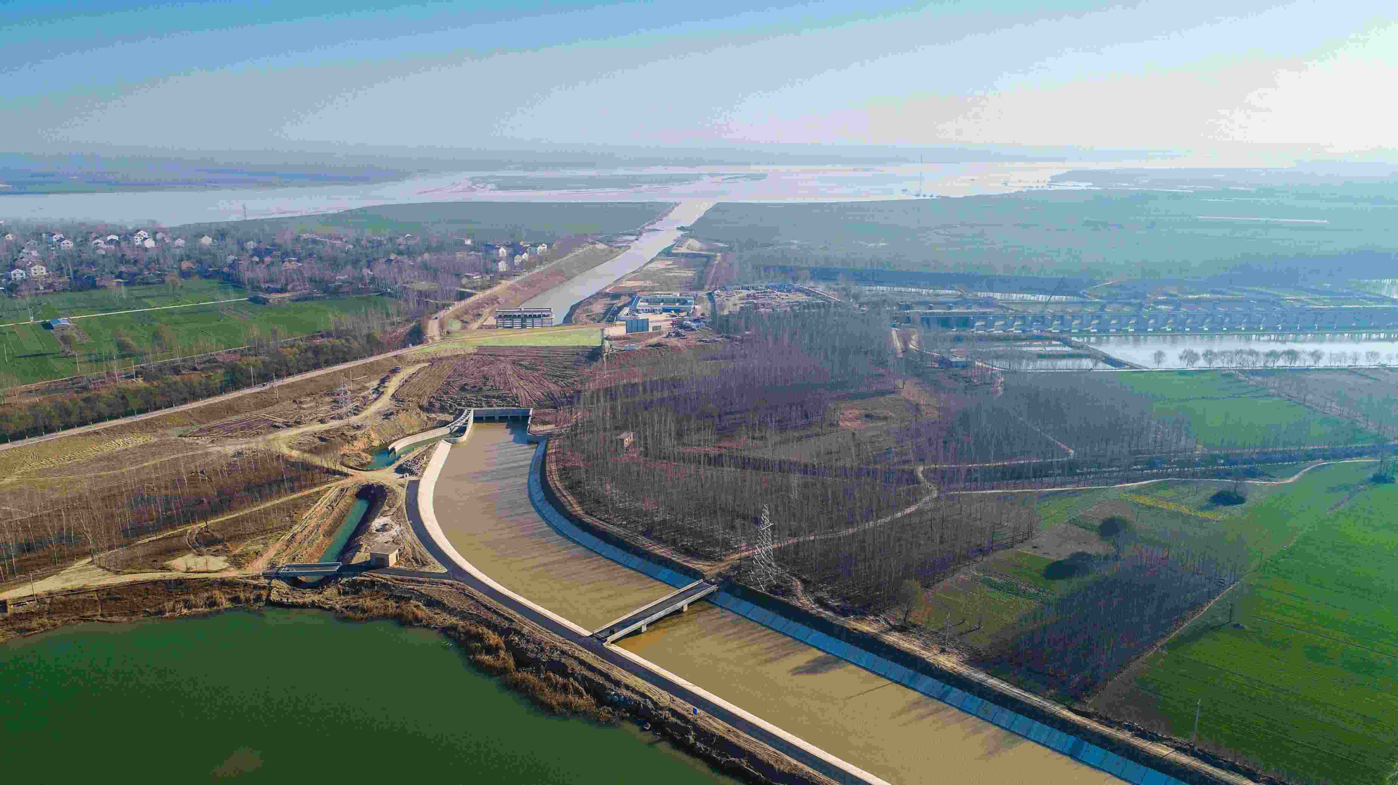 實施引黃入冀調水，助力華北地下水超采綜合治理和白洋淀生態(tài)環(huán)境修復。水利部水資源局供圖