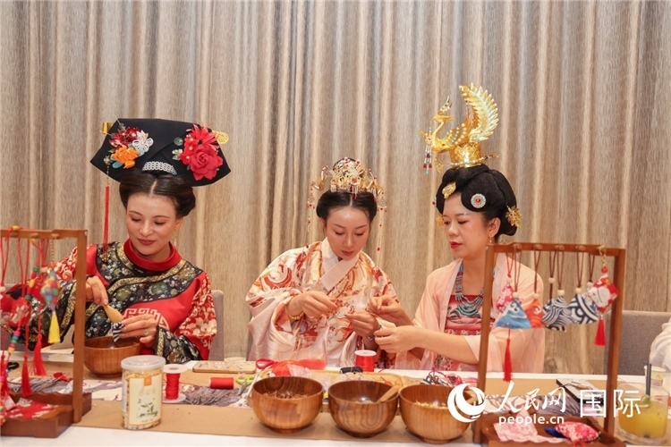 中國傳統(tǒng)文化展示。人民網(wǎng)記者任皓宇攝