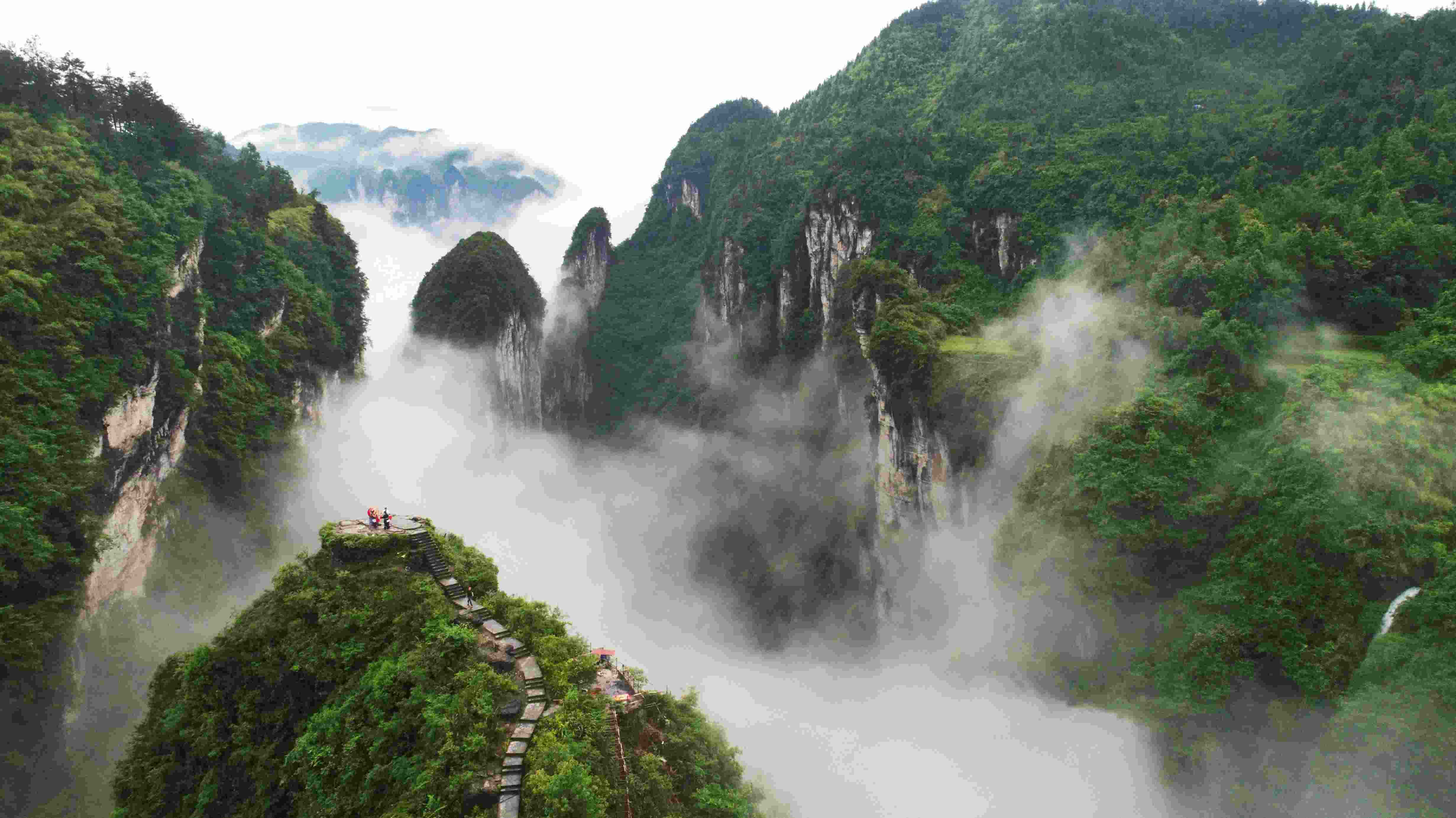 湖南矮寨國家森林公園。受訪者供圖