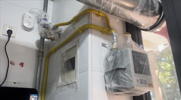 北京市石景山區(qū)高井路社區(qū)更換燃?xì)夤艿篮蟮木用窦?。人民網(wǎng) 劉佳欣攝