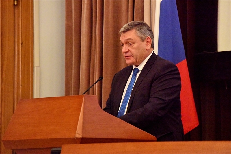 俄羅斯外交部副部長(zhǎng)魯?shù)强浦罗o。主辦方供圖