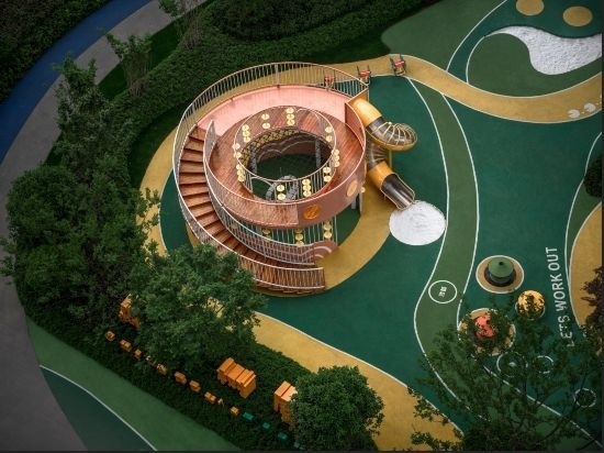 改造后的中鐵臻庭小區(qū)森林樹屋。 王碩敏 攝