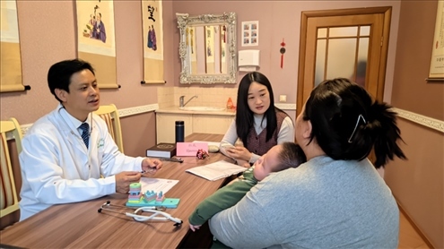 義診現場 哈薩克斯坦歐亞大學孔子學院供圖