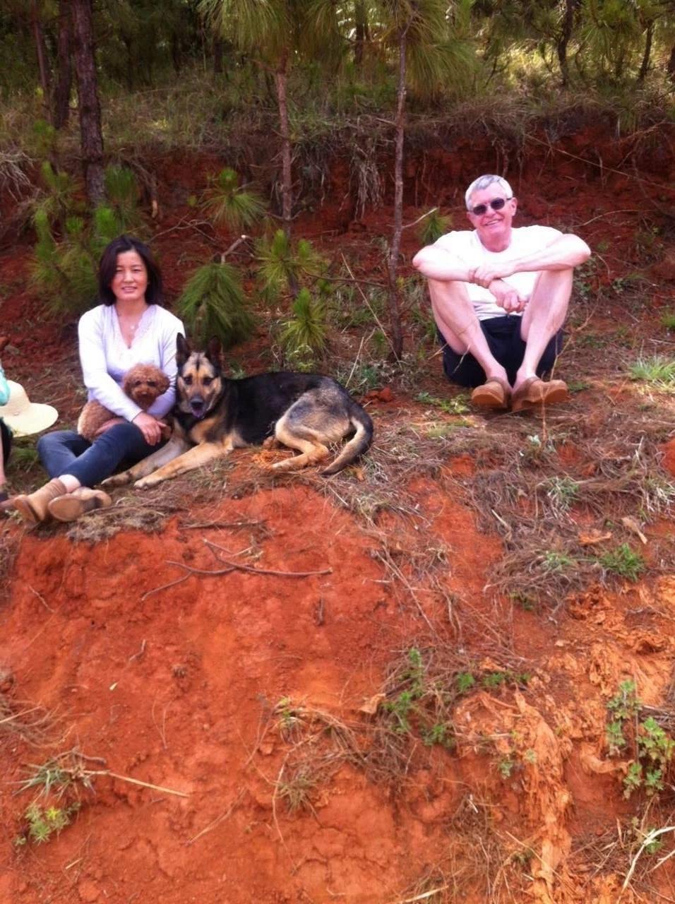 奈斯和妻子在云南東川打造了一個(gè)名叫“卡比杉”的農(nóng)場(chǎng)。