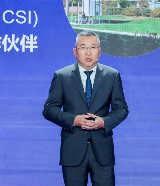 12月6日，法國達索系統(tǒng)公司全球執(zhí)行副總裁許善淞在深圳全球招商大會上。新華社發(fā)