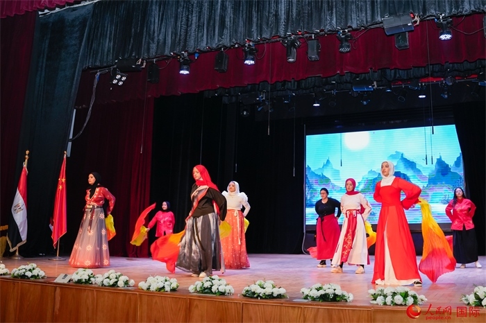 新春慶典活動現(xiàn)場。人民網(wǎng) 塔里克·易卜拉欣攝