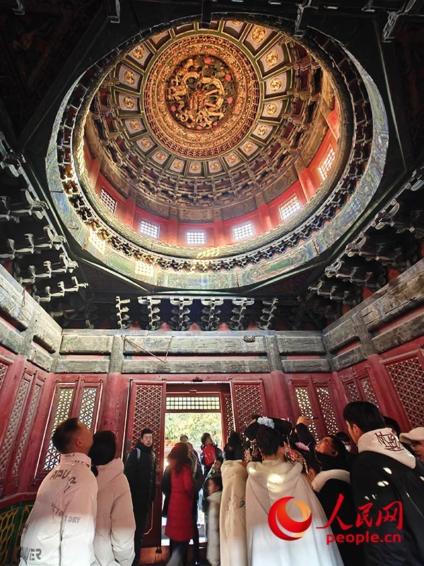 2025年1月，游客正在故宮博物院參觀。人民網(wǎng)記者 韋衍行攝