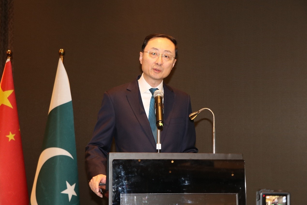 外交部副部長孫衛(wèi)東致辭。巴基斯坦駐華大使館供圖