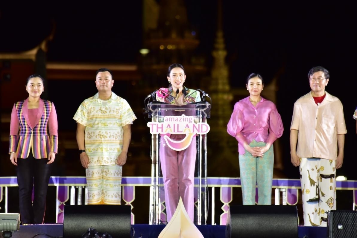 泰國總理佩通坦·欽那瓦宣布泰國潑水節(jié)慶?；顒?dòng)正式啟動(dòng)。泰國國家旅游局供圖