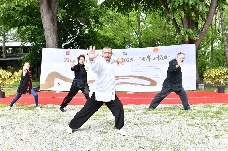 活動(dòng)現(xiàn)場(chǎng)。傅永山攝影。