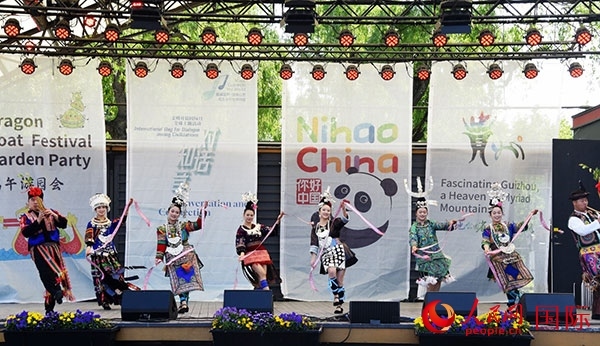 舞蹈《迎客歌》。人民網(wǎng)記者 殷淼